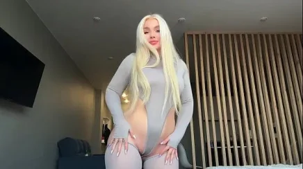 Familia incestuosa 3 comendo novinha safada e rabuda de 4